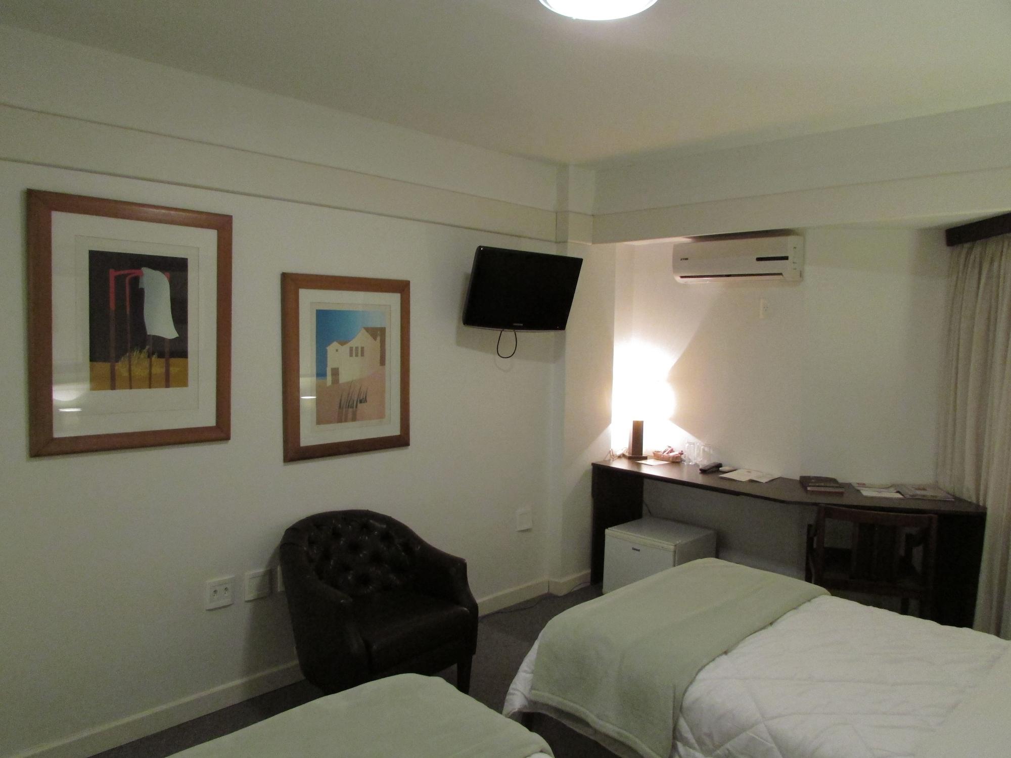 Hotel Continental By Samba 4*