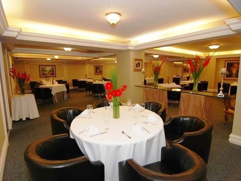 Hotel Continental By Samba 4*
